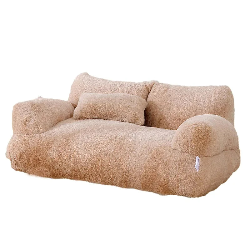 Gemütliches Haustierbett im Sofa-Design