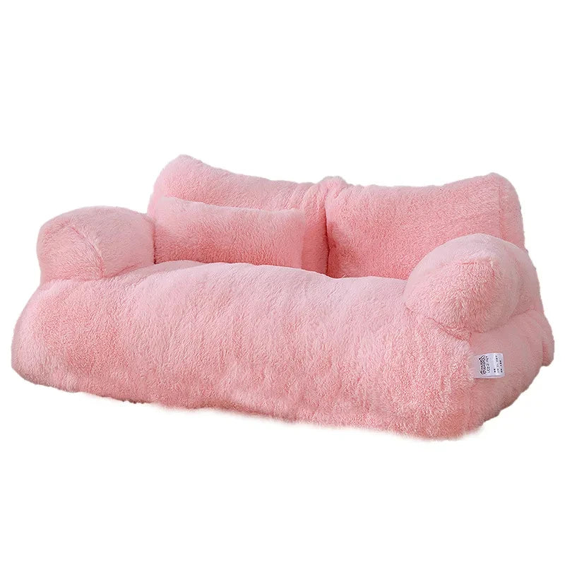 Gemütliches Haustierbett im Sofa-Design