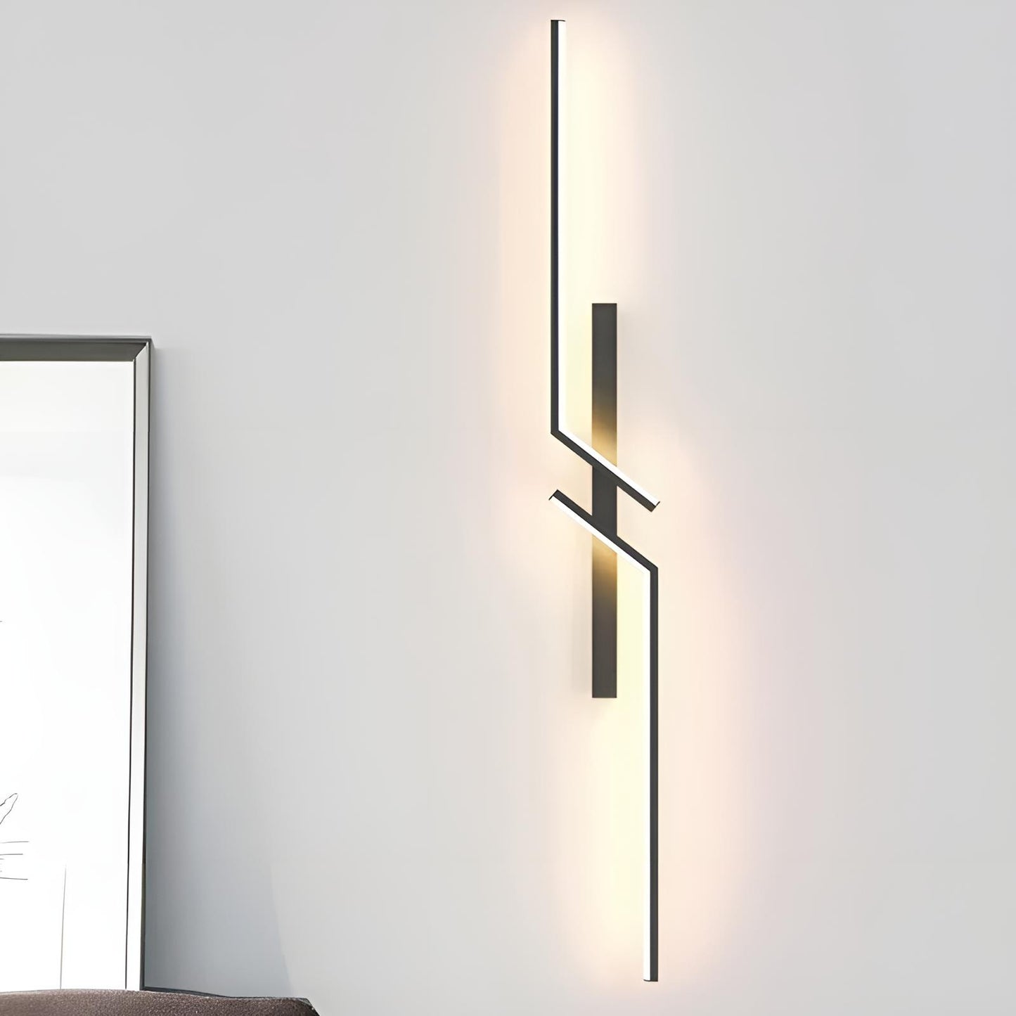 Moderne LED-Wandlampe mit minimalistischem Design schwarz